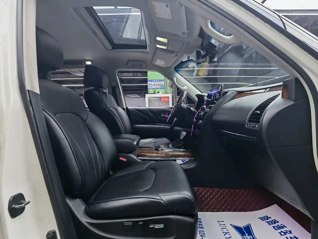 Infiniti QX80 — миниатюра 8