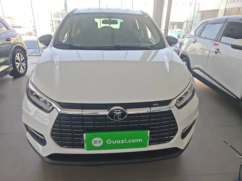 BYD Yuan EV — миниатюра 3