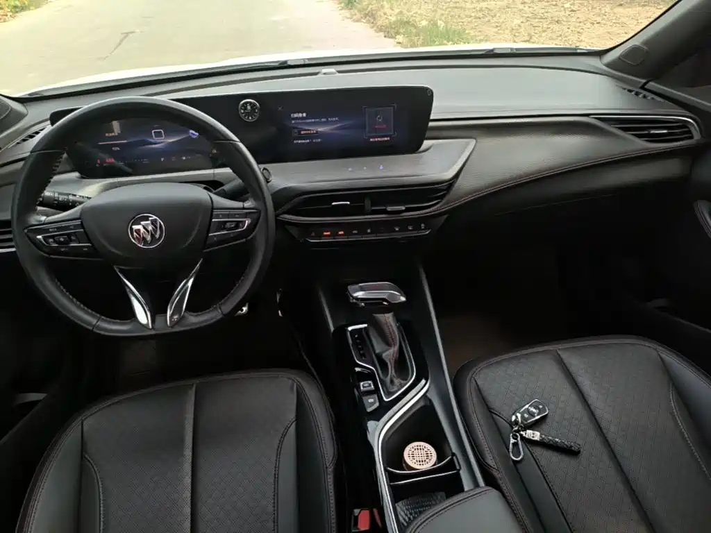 Buick Verano — миниатюра 10