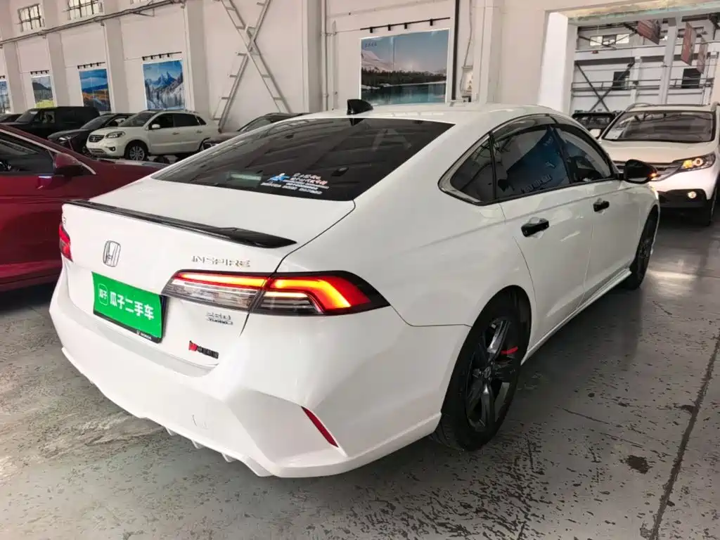 Honda Inspire — миниатюра 7