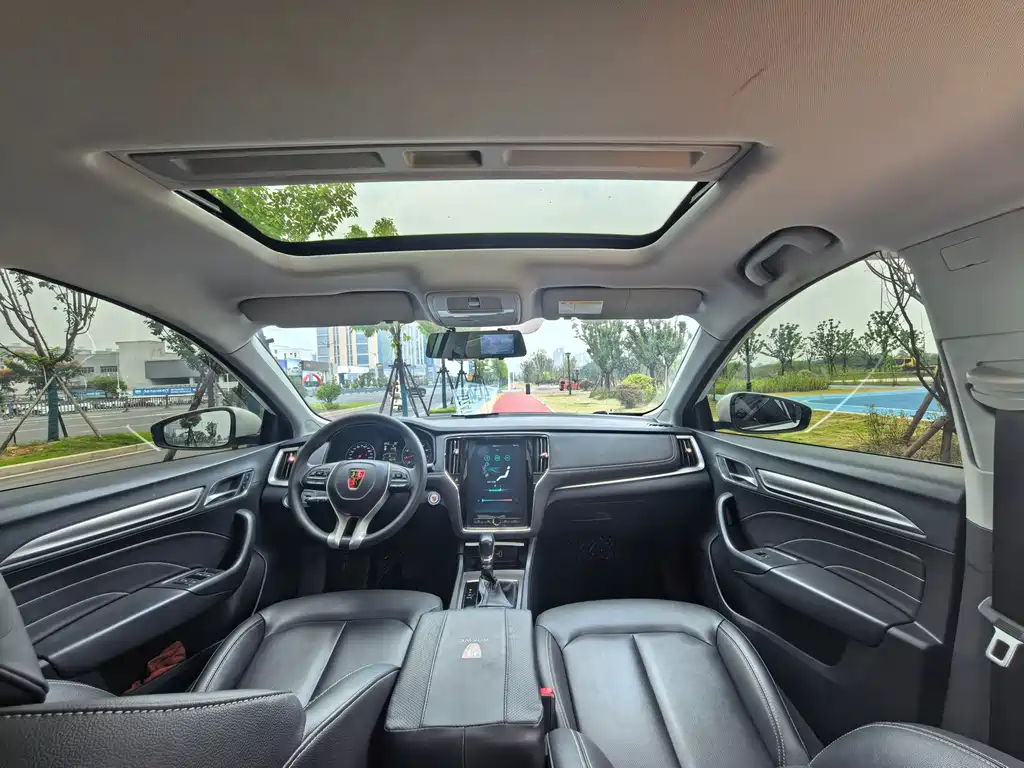 Roewe i6 Classic — миниатюра 8