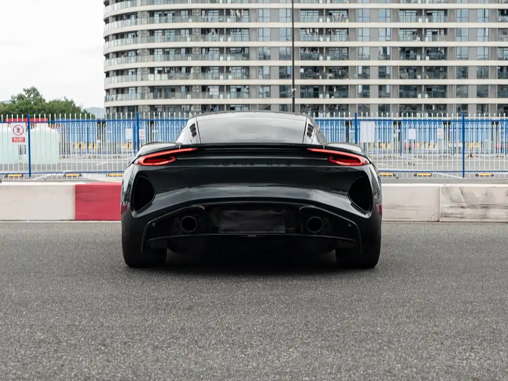 Lotus Emira — миниатюра 3