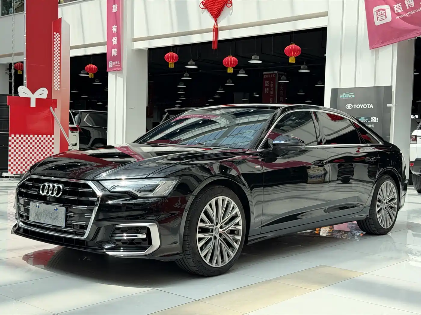 奥迪A6L 2025款 55 TFSI quattro 尊享动感型 2025