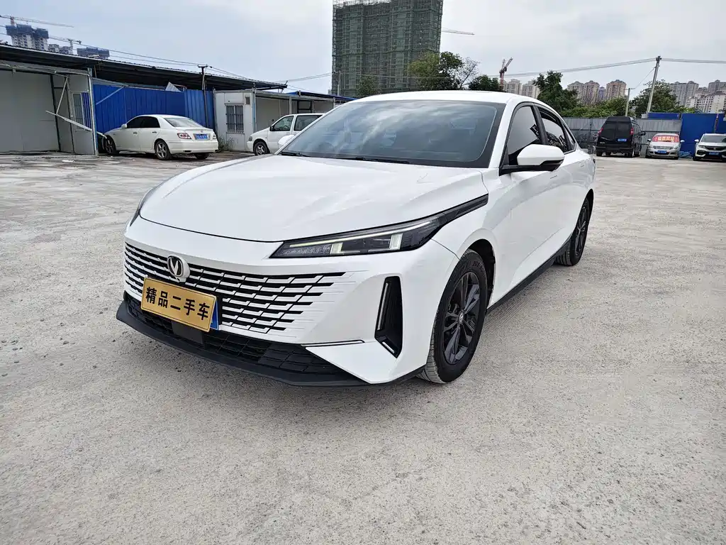 Changan Yida — миниатюра 3