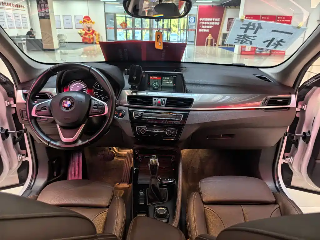 BMW X1 — миниатюра 11