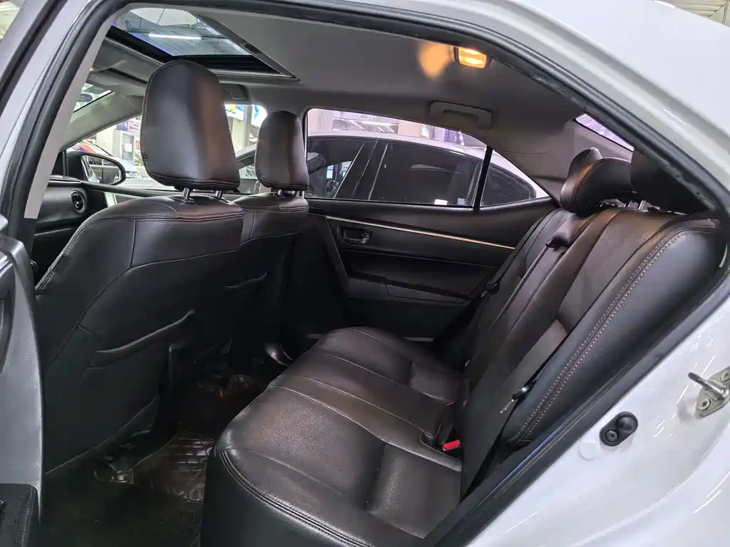 Toyota Corolla — миниатюра 9