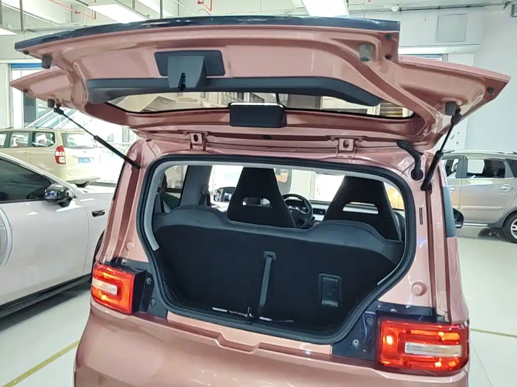 Wuling MINIEV — миниатюра 19