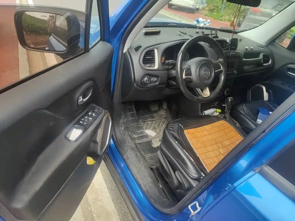 Jeep Renegade — миниатюра 13