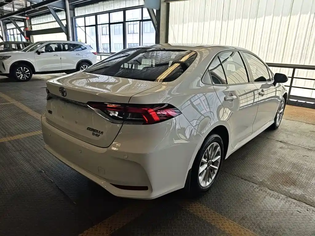 Toyota Corolla — миниатюра 7