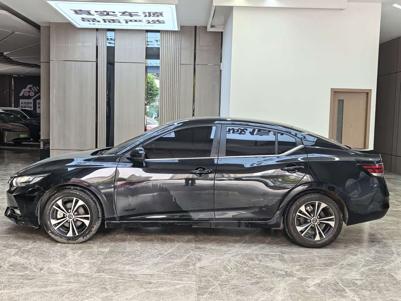 Nissan Sylphy 1.6 л 2021 г. Чёрный, пробег 45000 км