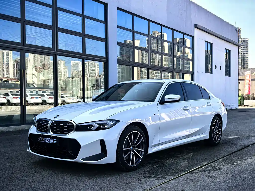 BMW 3 Series 2025