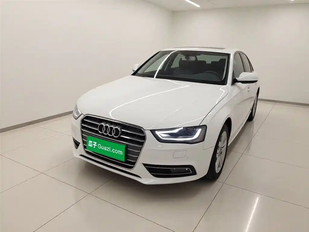 Audi A4L 2015