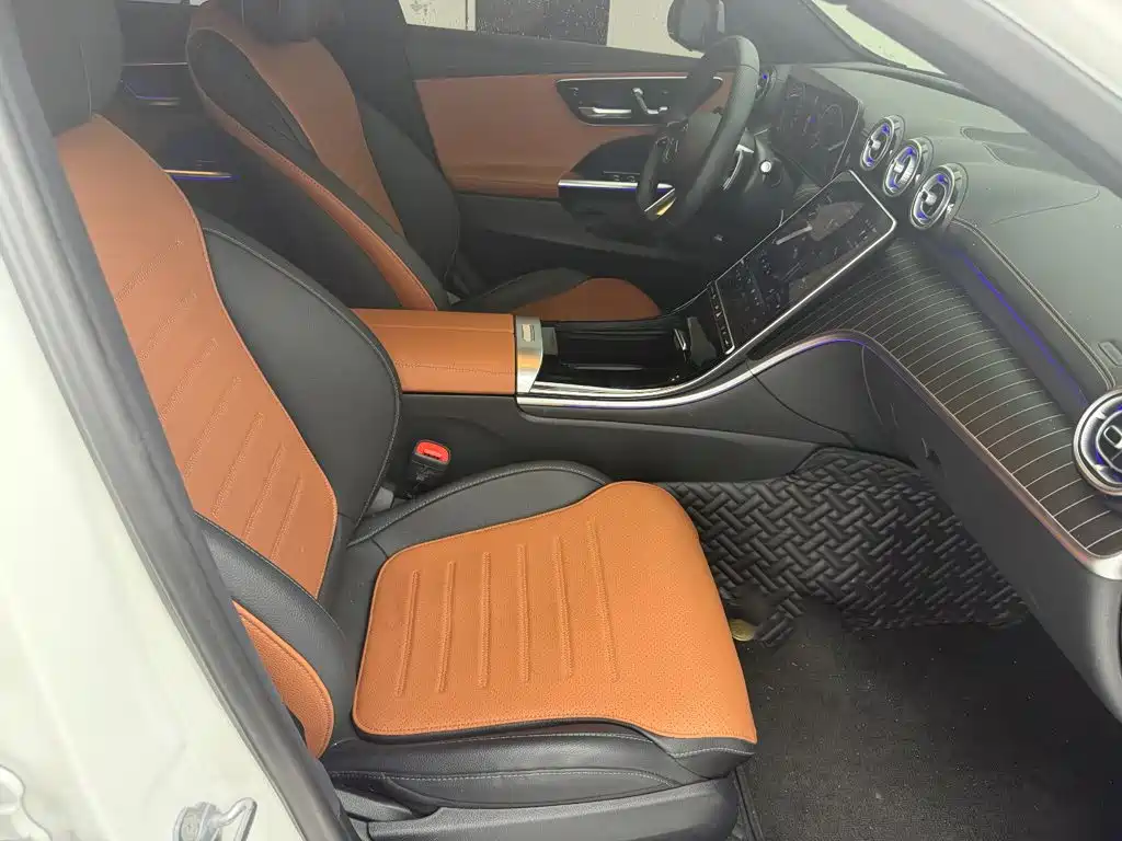 Mercedes-Benz C-Class — миниатюра 5