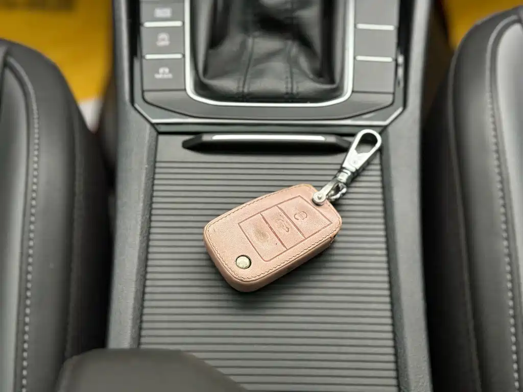 Volkswagen Sagitar — миниатюра 15