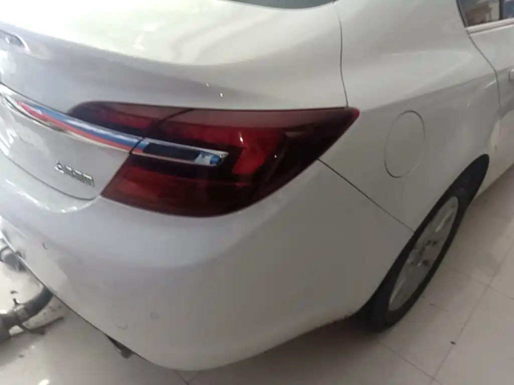 Buick Regal — миниатюра 8