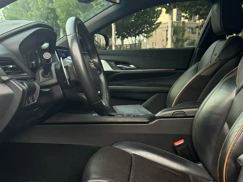 Cadillac CT4 — миниатюра 7