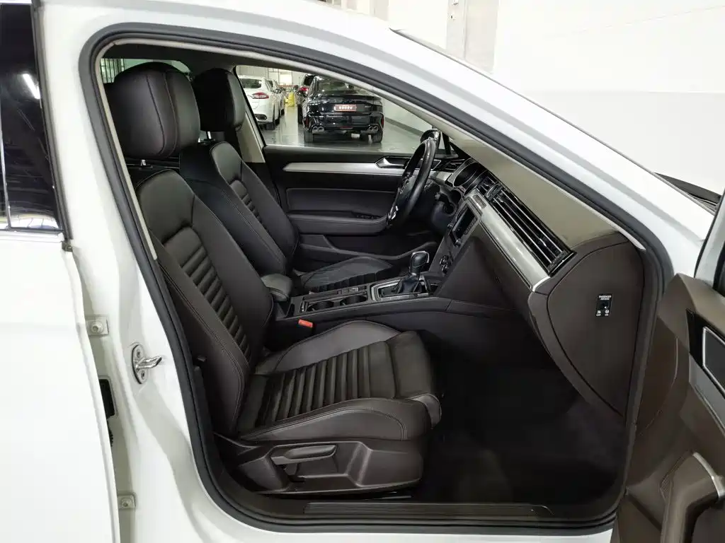 Volkswagen Viloran — миниатюра 23