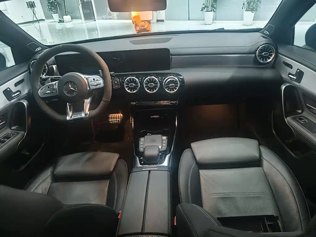Mercedes-Benz A-Class AMG (Import) — миниатюра 7