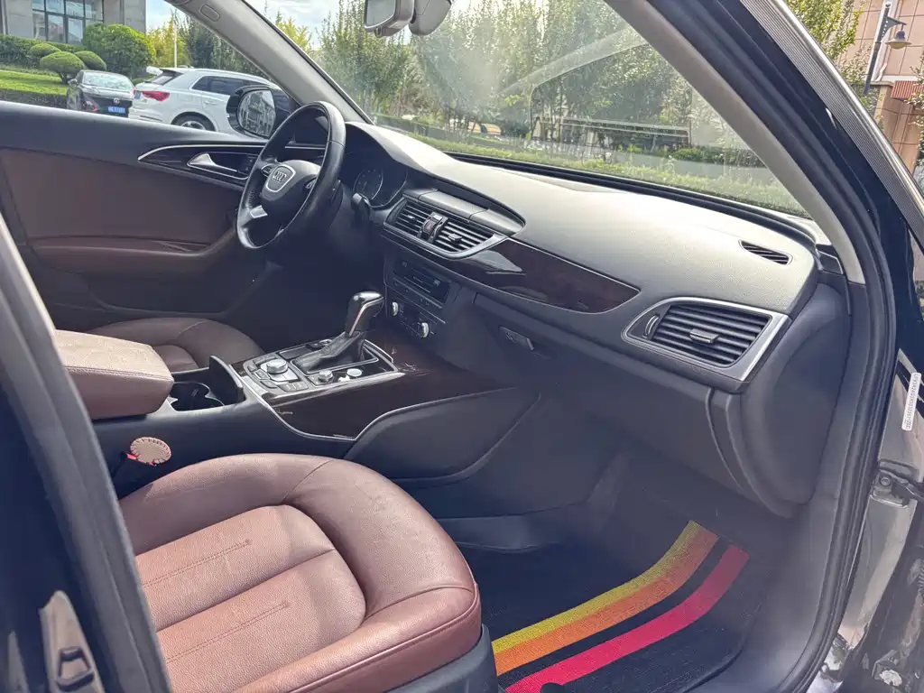 Audi A6L — миниатюра 10