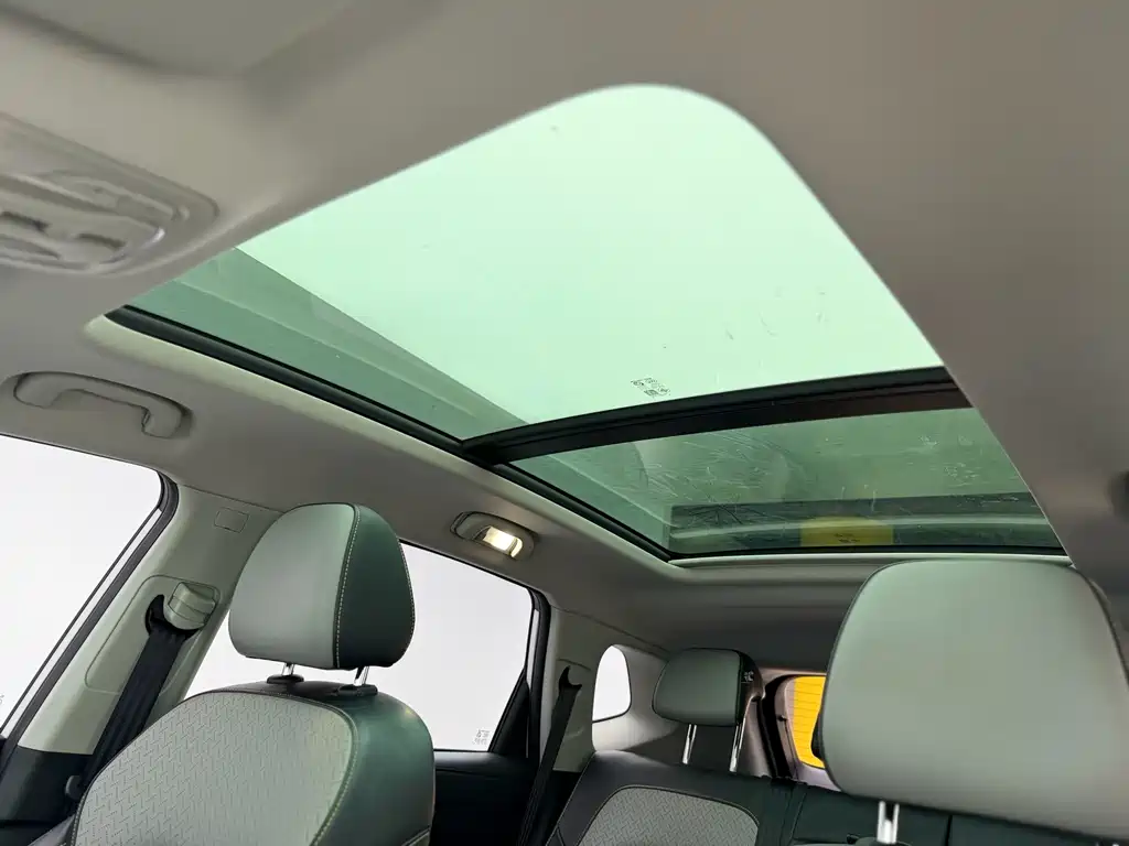 Roewe RX5 New Energy — миниатюра 20