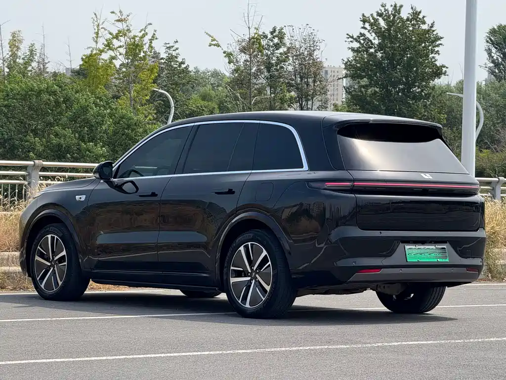 Li Auto Li L8 — миниатюра 16
