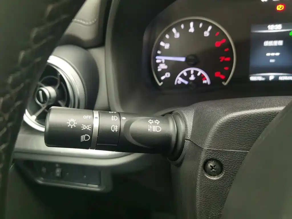Wey Wey VV5 — миниатюра 21