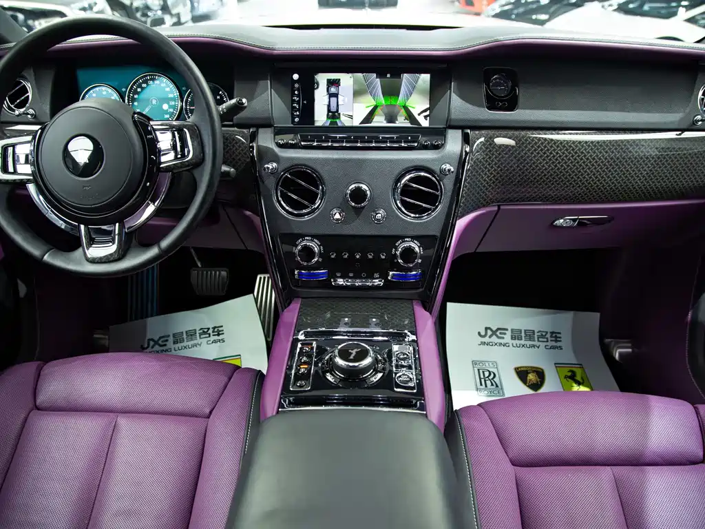 Rolls-Royce Cullinan — миниатюра 5