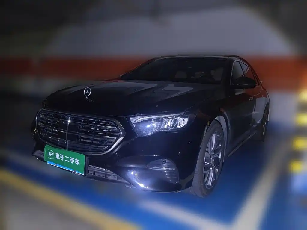 Mercedes-Benz E-Class — миниатюра 2