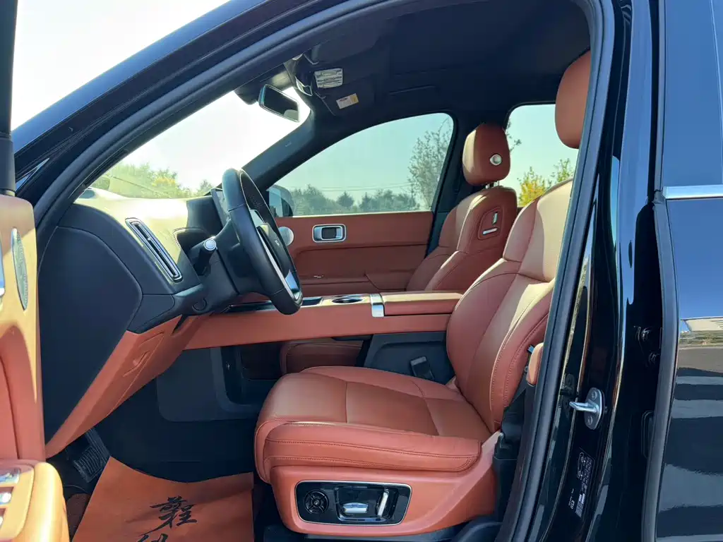 Li Auto Li L8 — миниатюра 8