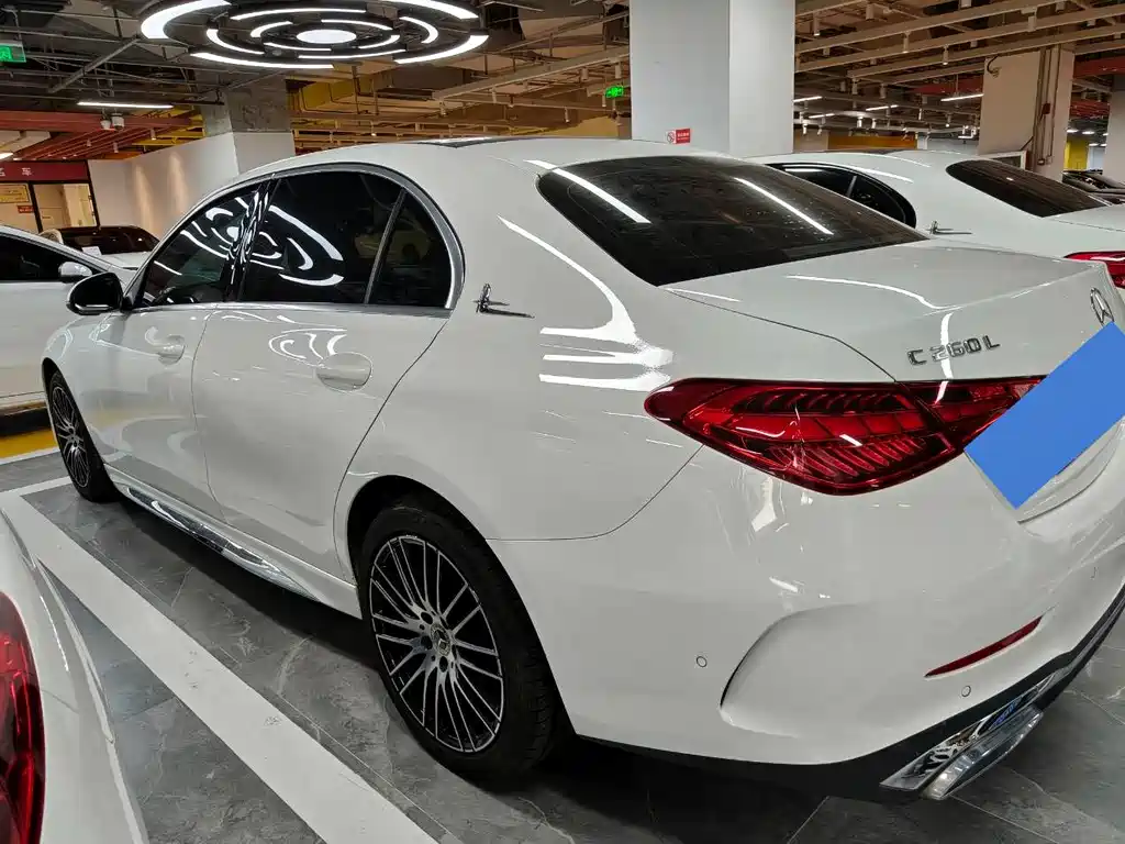 Mercedes-Benz C-Class — миниатюра 14