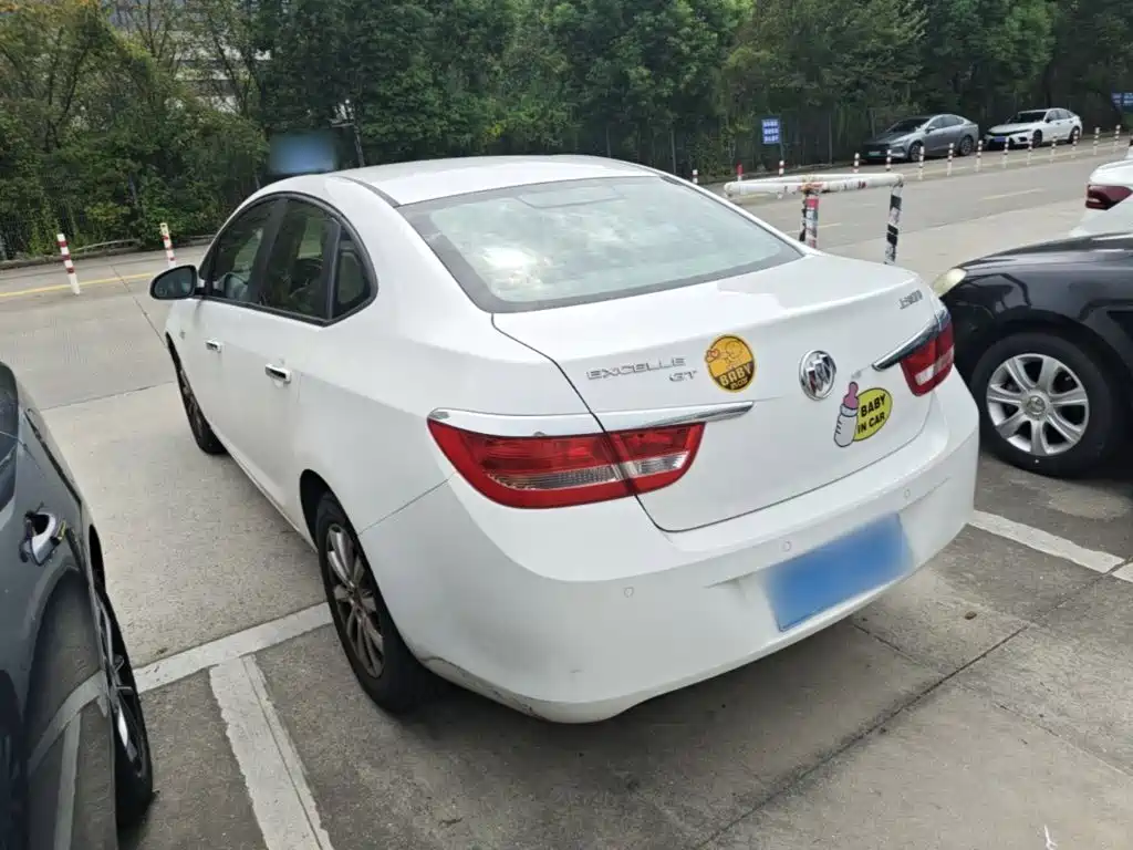 Buick Excelle — миниатюра 5