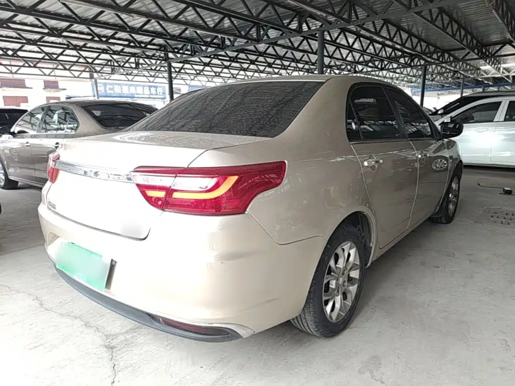 Geely Vision — миниатюра 7