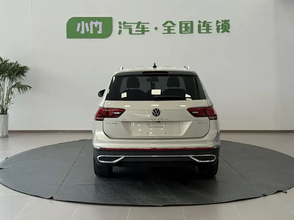 Volkswagen Tiguan L — миниатюра 4