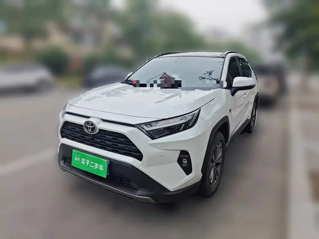 Toyota RAV4 — миниатюра 2