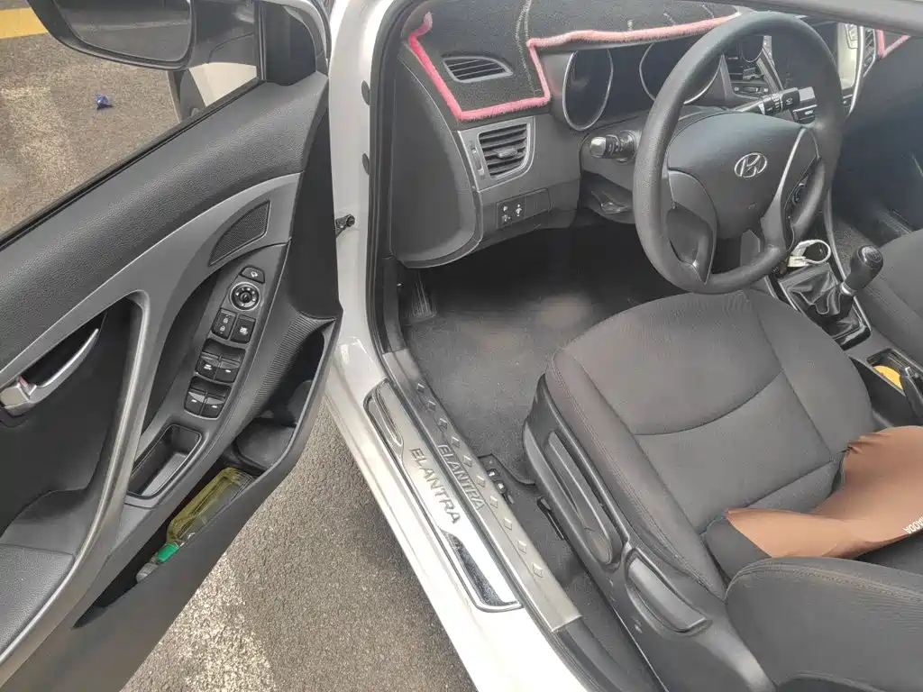 Hyundai Elantra Langdong — миниатюра 13