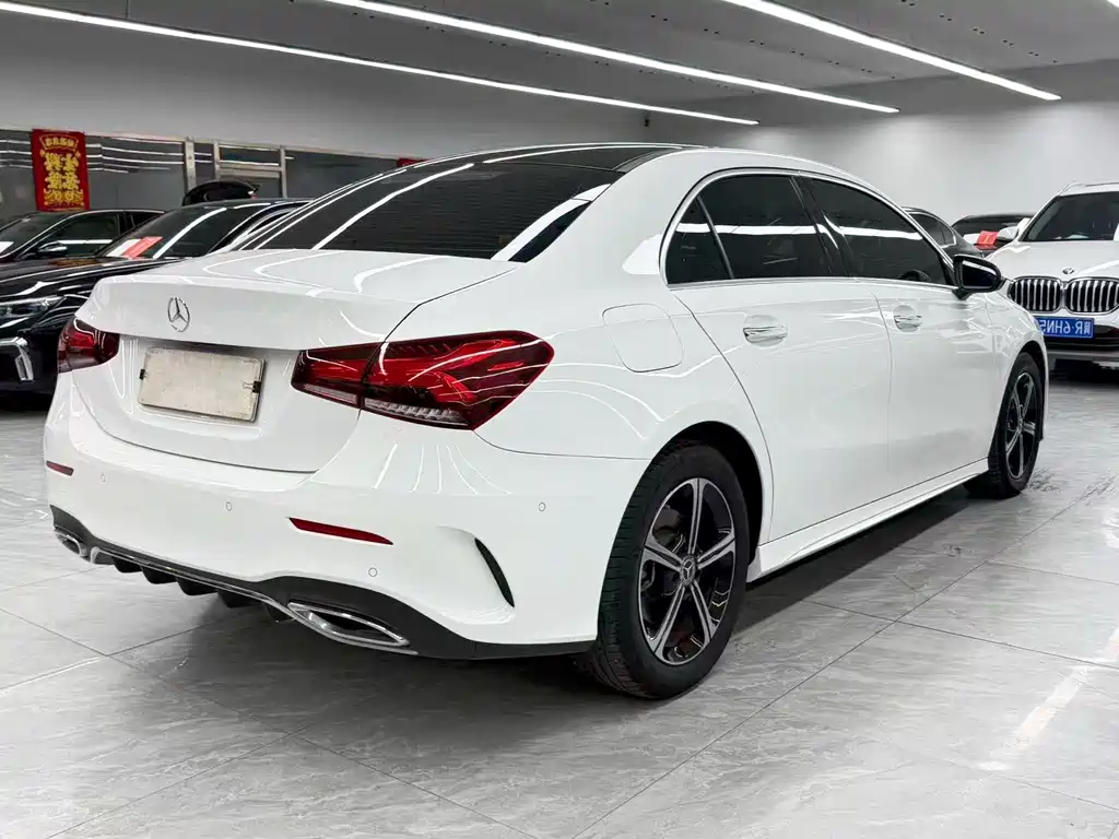 Mercedes-Benz A-Class — миниатюра 6