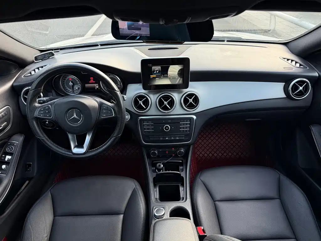 Mercedes-Benz CLA (Import) — миниатюра 8