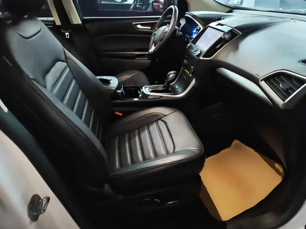 Ford Edge — миниатюра 25