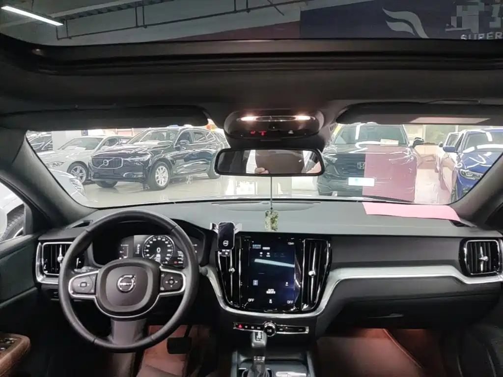 Volvo S60 — миниатюра 18