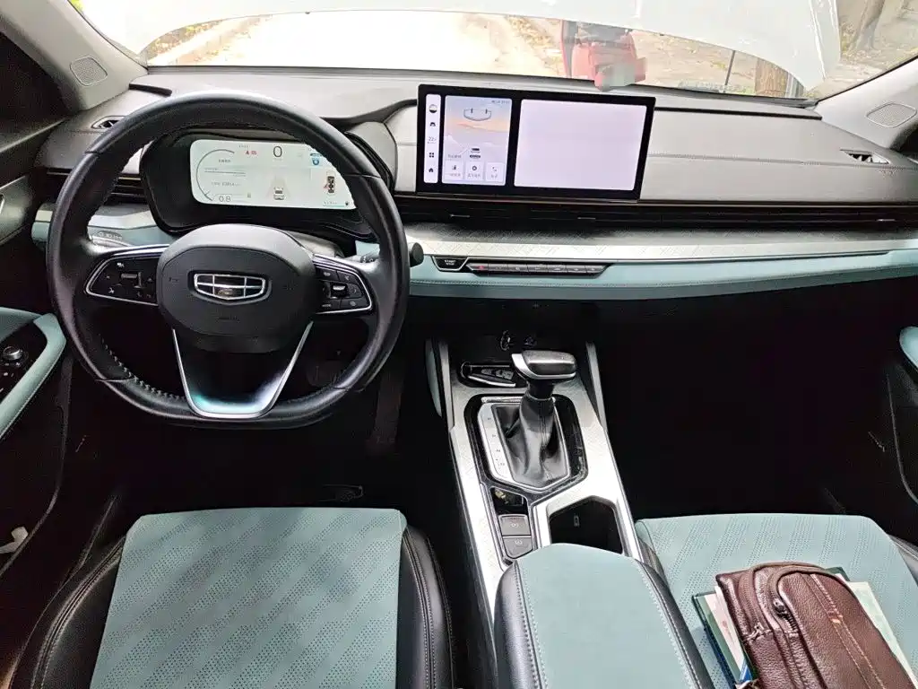 Geely Emgrand L — миниатюра 5