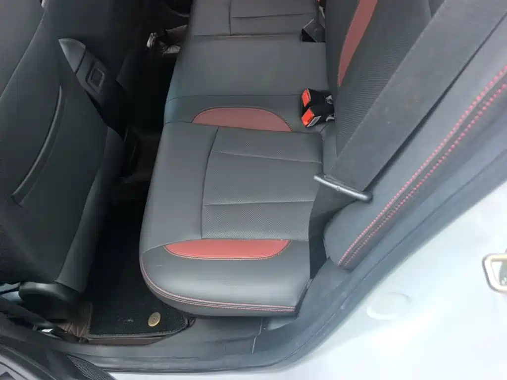 Geely Vision X3 — миниатюра 17