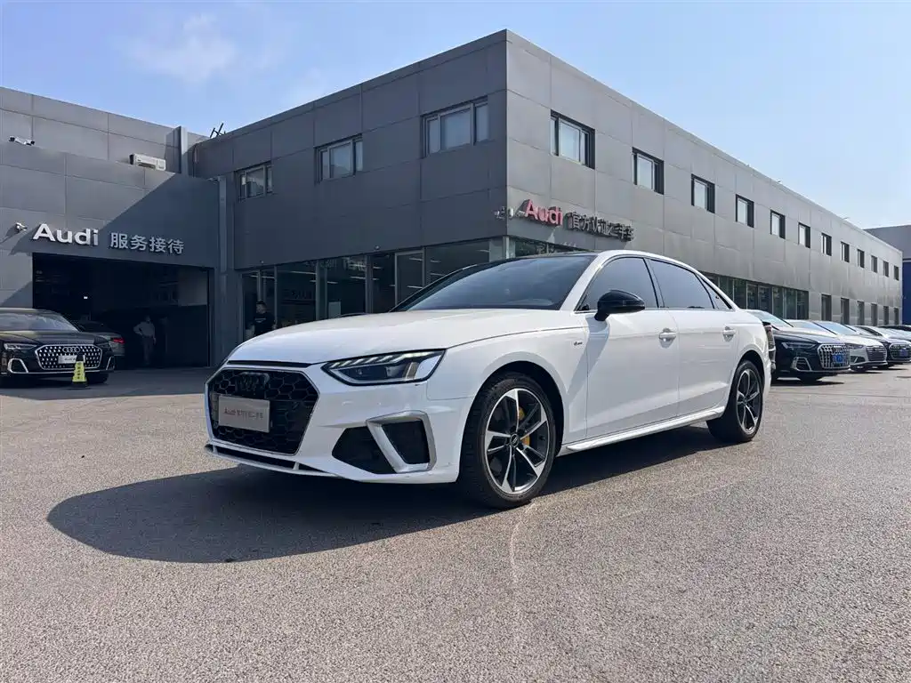 Купить Audi A4L