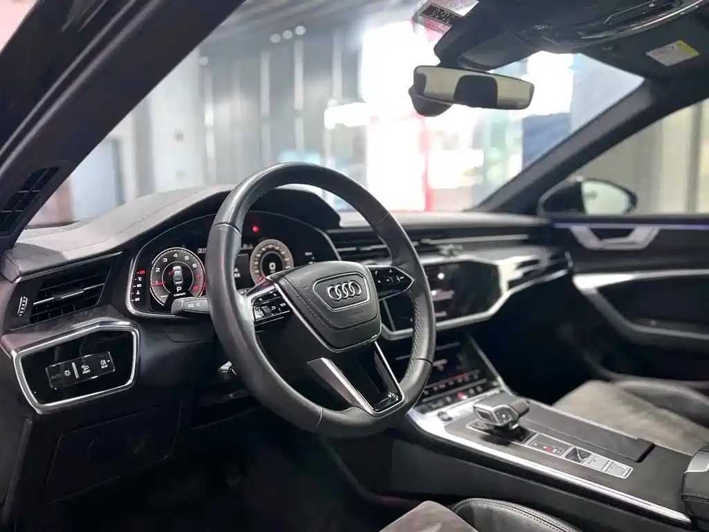 Audi A6L 2024 45 TFSI quattro