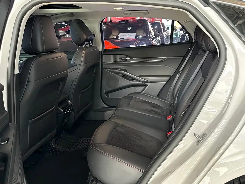 Ford Mondeo 2023 EcoBoost 180 Luxury