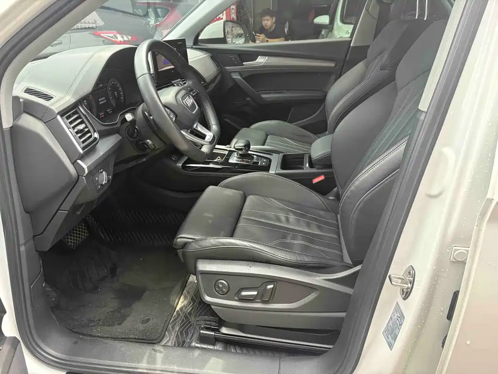 Audi Q5L — миниатюра 9