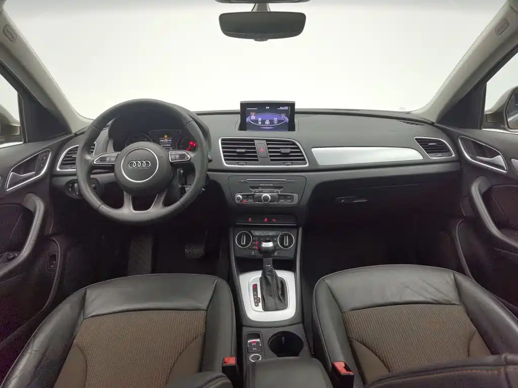 Audi Q3 — миниатюра 5