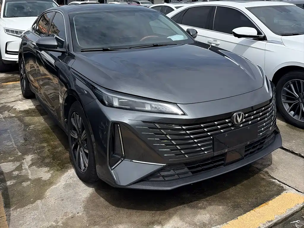 Changan Eado — миниатюра 3
