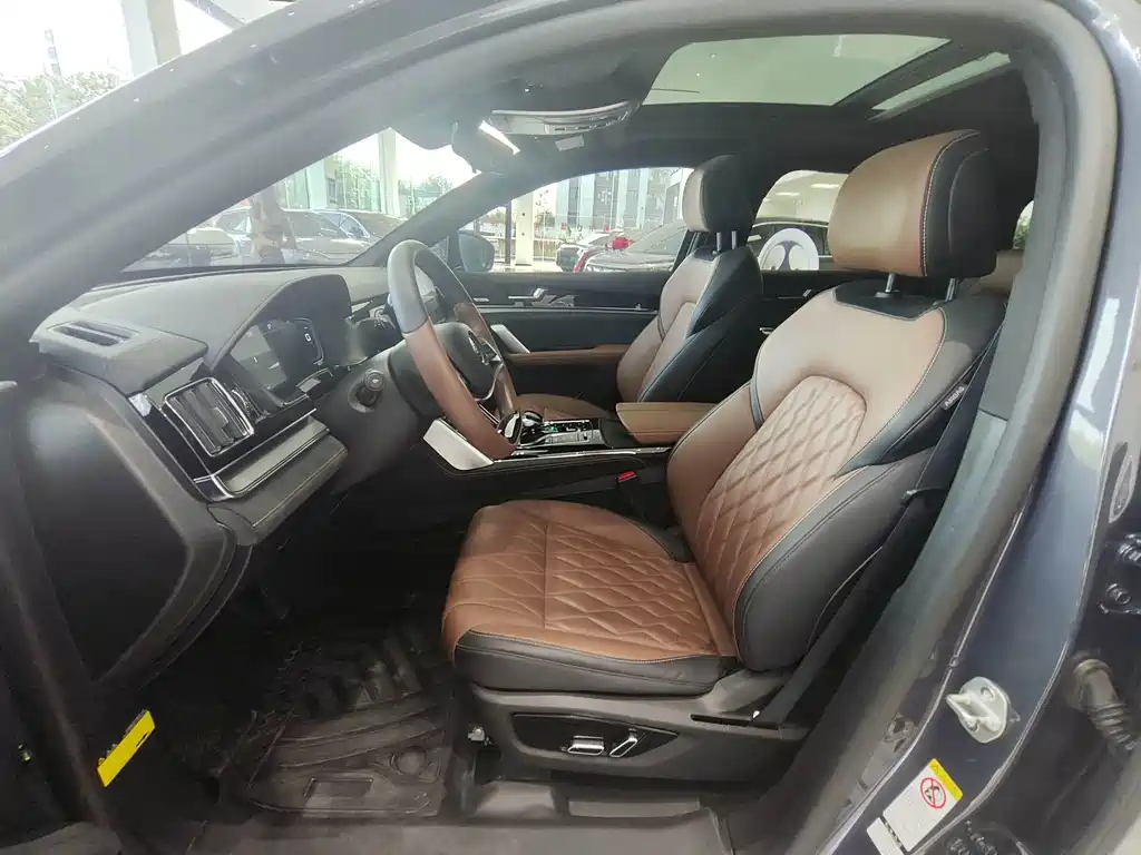 BYD Tang New Energy — миниатюра 9