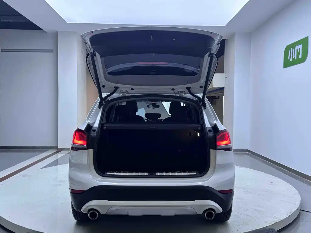 BMW X1 — миниатюра 13