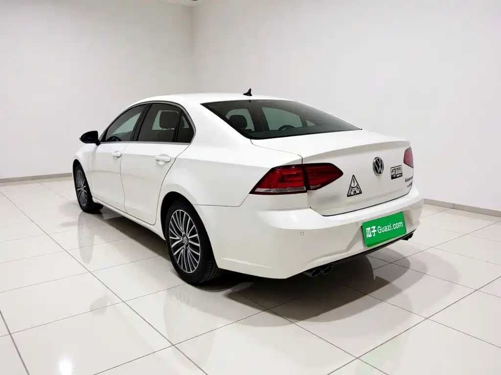 Volkswagen Lamando — миниатюра 4